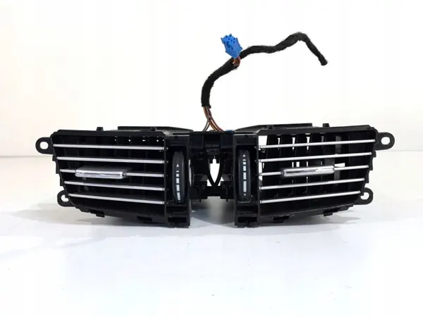 Mittel-Düse vorne Mercedes S212 A2128302554 image 2