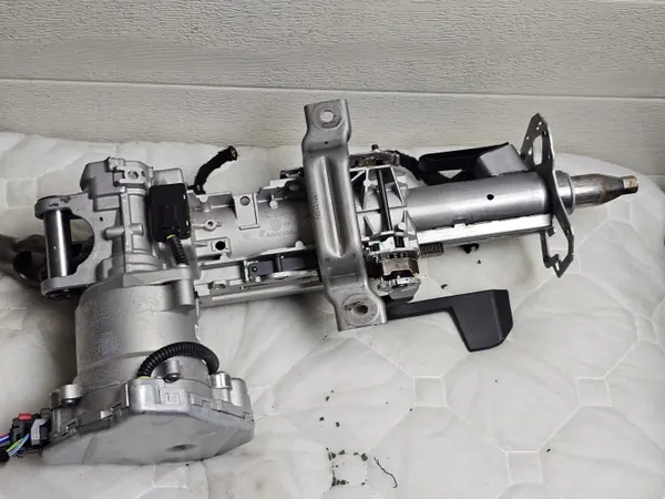 Colonne de direction assistée Ford Kuga MK3 OEM LX6C-3D077-TE image 4