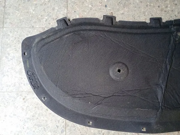 Skoda Kodiaq Motorhuvud Isolering OEM 565863831 image 6