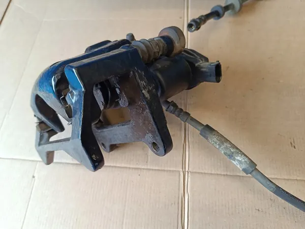 AUDI SQ5 Q5 8R LIFT 2016 JARRUPURISTIMET + LEVYT image 7