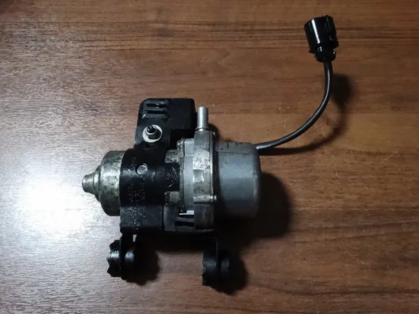 Imupumppu BMW E90 E92 E93 M3 image 2