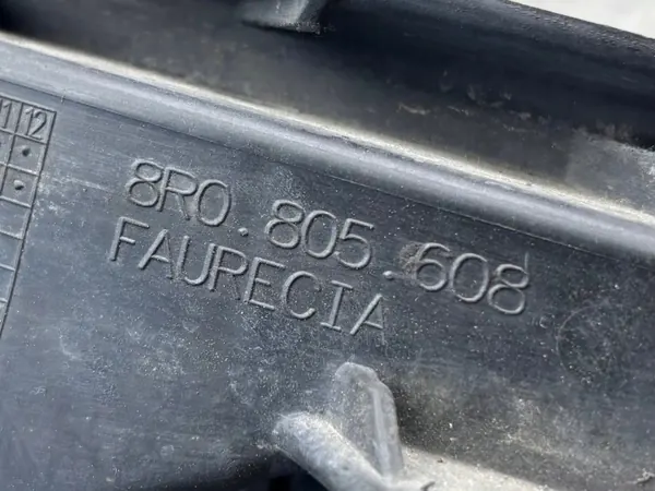 Audi Q5 8R Oikea Liukulaakeri Lamppuun OEM 8R0805608 image 6