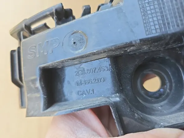 VW POLO 2G6 Supporto paraurti posteriore sinistro 2G6807453A image 3