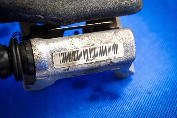 Taka jarrupuristin OEM 8K0615406AE Audi A4/A5:lle image 6