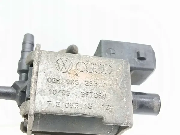 Válvula de Vácuo Caddy II Golf IV 1.9 028906283A image 4