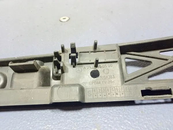 MERCEDES GLE W292 COUPE GRILLRAM A2928850500 image 5