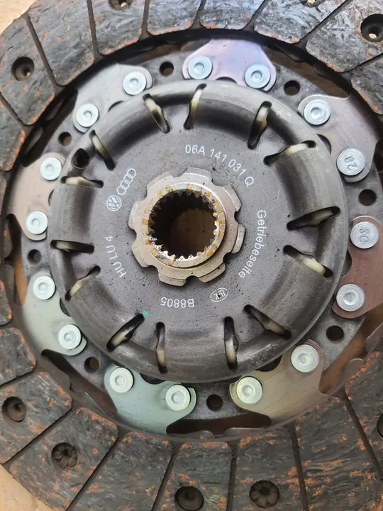 Volkswagen OE 06A141031Q Placa de pressão image 3