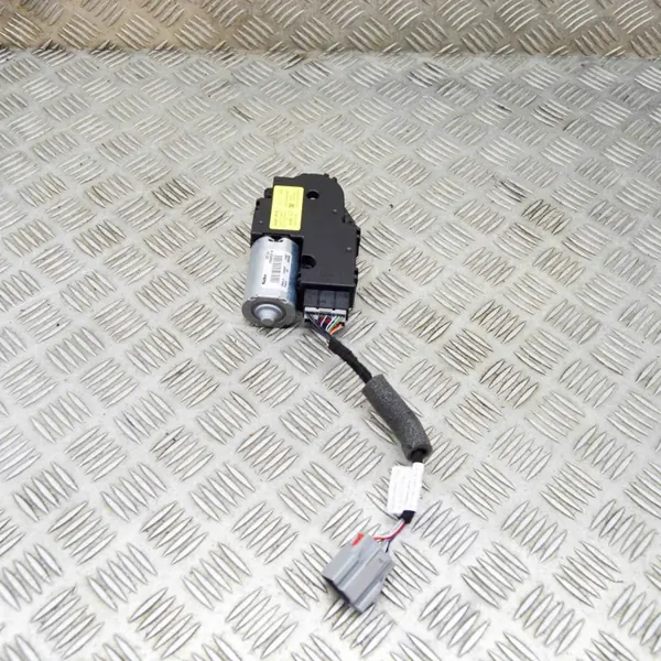 Schiebedachmotor OEM HK8314N132BB für Jaguar F-Pace image 3
