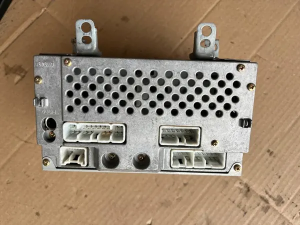 Radio Toyota OEM 86120-1A170 para Corolla XII 2001-2004 image 3