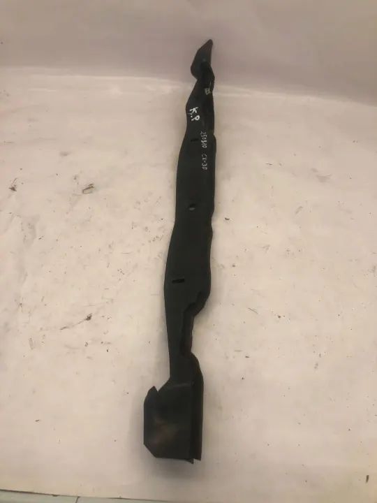 Extrémité de garde-boue OEM D10E56396 Mazda CX-3 2018 image 3