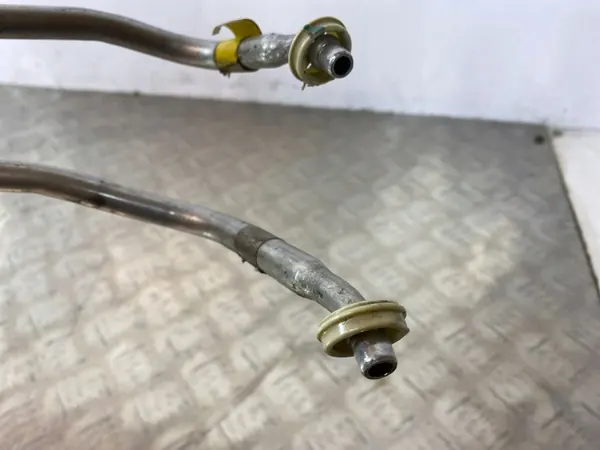 Conduit de refroidissement huile boîte Jeep 68291739AA image 3