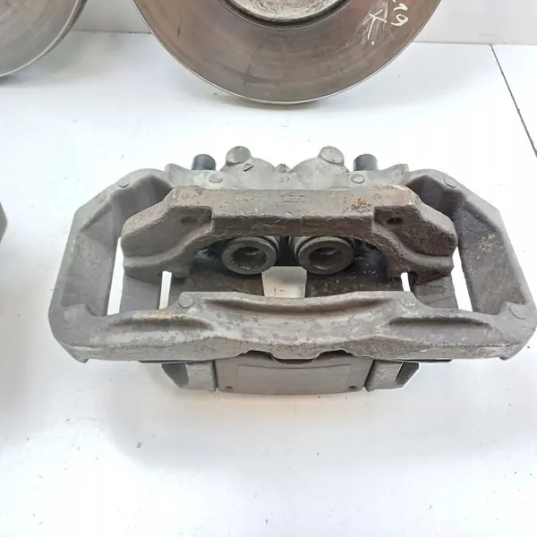Juego de frenos BMW OE MAM53394 para Serie 5 2005 image 3