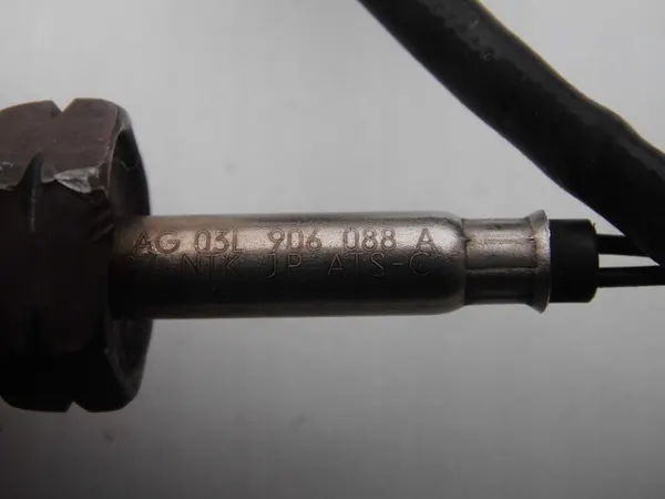 Sensor de Temperatura 03L906088A A4 B8 A5 8T Q5 8R 2.0TDI CAG image 3
