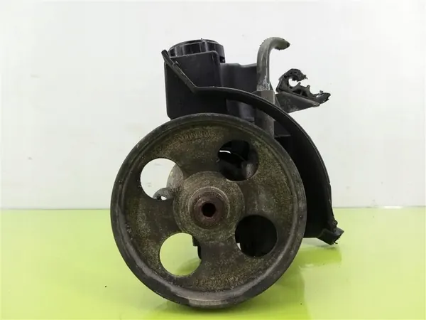 Servopumpe OEM 9638364580 Peugeot 206 1.4B image 2