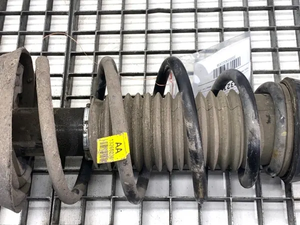 Etuoikea iskunvaimennin jousella OEM LORK-2135-8711 image 3