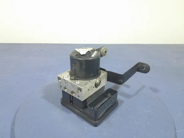 Ford ABS-pumppu OEM 3M51-2C405-HB Focus MK2 2.0:lle image 2