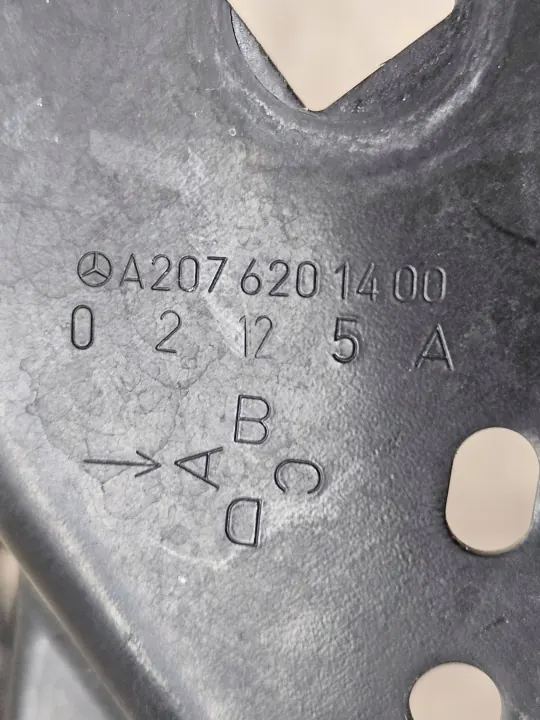 Verre Phare Droit Avant Mercedes OEM A2076201400 image 5