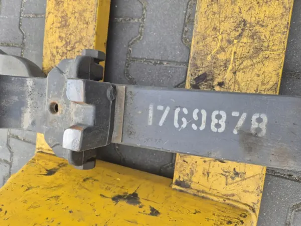 Blattfeder Scania R NGS OEM 1769878 1769887 image 3