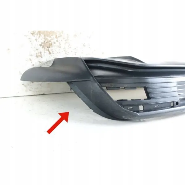 Diffuseur arrière OEM 9J1807983F pour Porsche Taycan 9J1 image 5