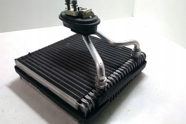 Airconditioningradiateur VW GOLF VI 1.6L diesel 1K1820103 image 3