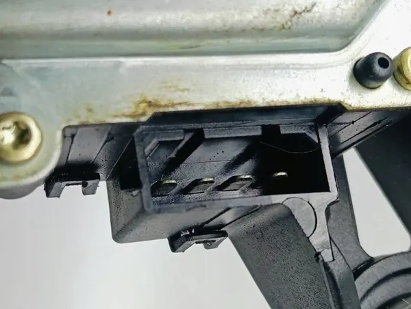 Takapyyhkijän moottori VW Polo 6N2 2001 6X0955711D image 4