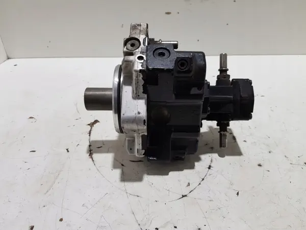 Bosch ruiskutuspumppu OEM 51111037845 MAN TGX/TGS:lle image 8