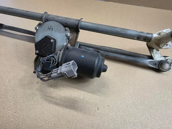 Etupyyhkimen mekanismi OEM MECHANIZM WYCIERACZEK PRZÓD image 4