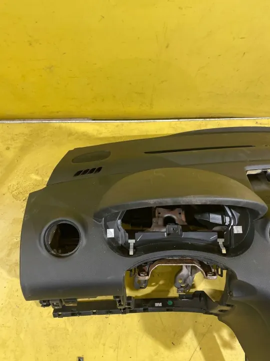 Salpicadero Peugeot 308 OEM YBV18426 - Usado image 4