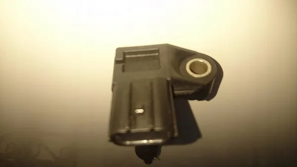 Mitsubishi OE Turbodrucksensor image 6