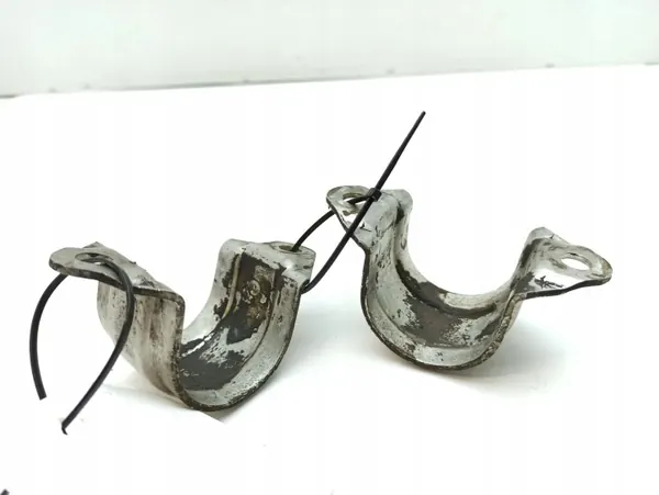 BMW Z4 E85 E86 2005 Etutasonnertimen Kiinnike OEM image 4