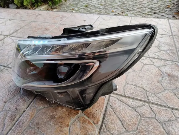 Linker Full LED ILS Lamp Mercedes V-Klasse W447 2015-2019 A4479069700 image 3