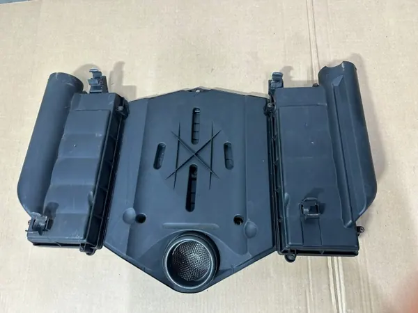 Luftfilterhus OEM 1130101367 för Mercedes SL R230 image 10