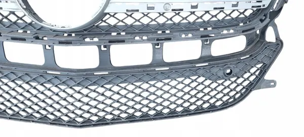 MERCEDES CLS W218 Griglia Paraurti Anteriore A2188850023 image 3