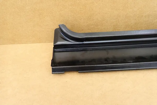 Fiat Ducato 94- Couvre-bas de seuil droit avant OEM 1303515080 image 8