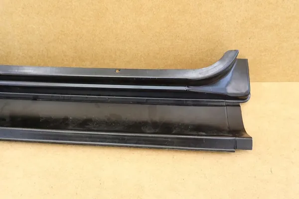 Fiat Ducato 94- Couvre-bas de seuil droit avant OEM 1303515080 image 9