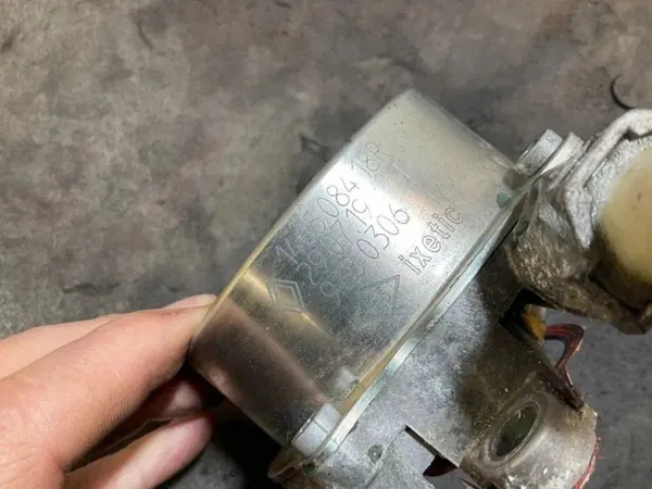 Bomba de vacío OEM 146508418R para Nissan Navara 2.3L image 3