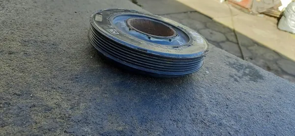 A4 B8 A5 Polia do virabrequim 2.7 3.0 TDI image 4