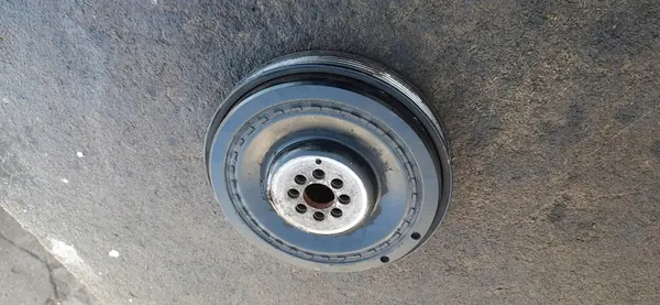 A4 B8 A5 Polia do virabrequim 2.7 3.0 TDI image 5