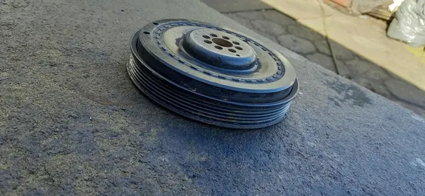 A4 B8 A5 Polia do virabrequim 2.7 3.0 TDI image 6