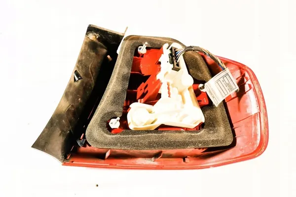 Lámpara trasera izquierda BMW 3 (E90) 63216937457 image 3