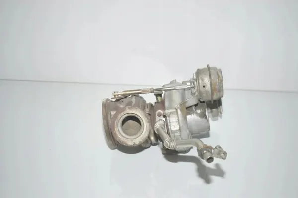 Turbo OEM 7646093 para BMW 6 Gran Coupe - Usado image 2