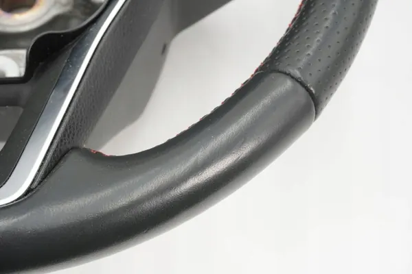 Volant cuir OEM usagé pour Toyota Corolla GR Sport image 9