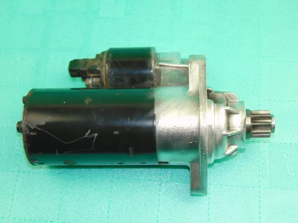 Motor de arranque Volkswagen OE 02M911023F image 6