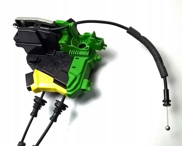 KIA SORENTO III 2015-2020 Främre Höger Dörrlås OE 81320-C5010 image 4