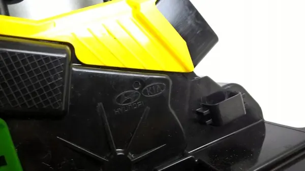 KIA SORENTO III 2015-2020 Främre Höger Dörrlås OE 81320-C5010 image 6