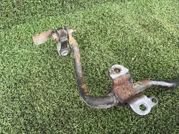 Barra estabilizadora trasera OEM 9805637680 Toyota Proace image 5