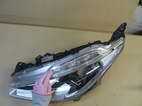 Linker Koplamp Peugeot 208 I 1 Lift 9822690480 image 3
