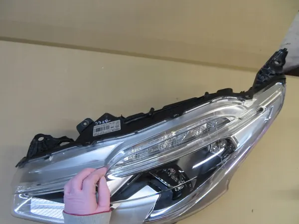 Linker Koplamp Peugeot 208 I 1 Lift 9822690480 image 8