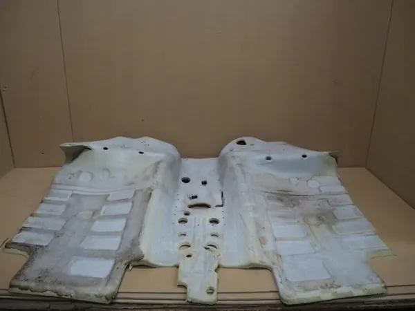 Vloerisolatieschuim OEM 9813339380 voor Citroen C3 III image 8