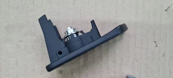 OEM 4M8837167 Ovenlukon sisäosa Audi SQ8 RSQ8 Q8 image 8
